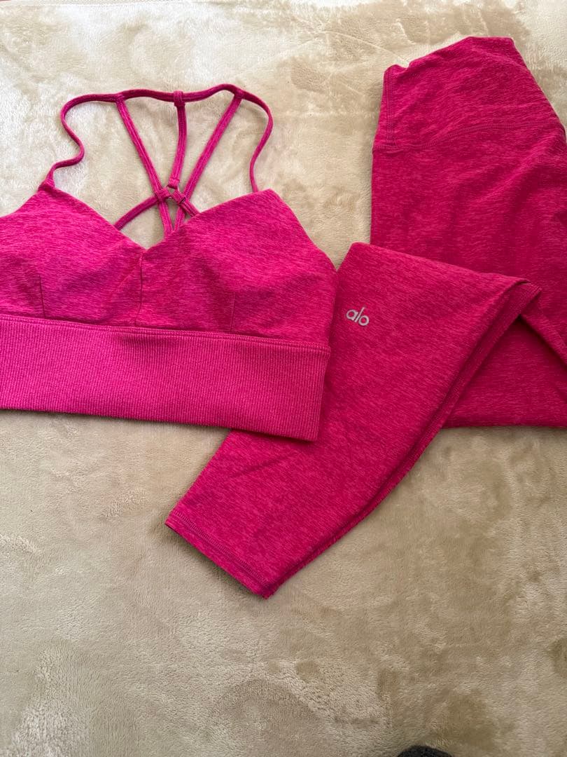 alo ヨガウェア ピンク 上下セット