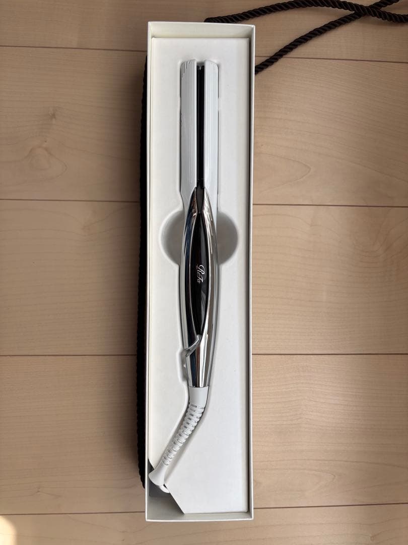 ReFa ストレートヘアアイロン 使用2〜3回 付属品完備｜美品｜動作確認済