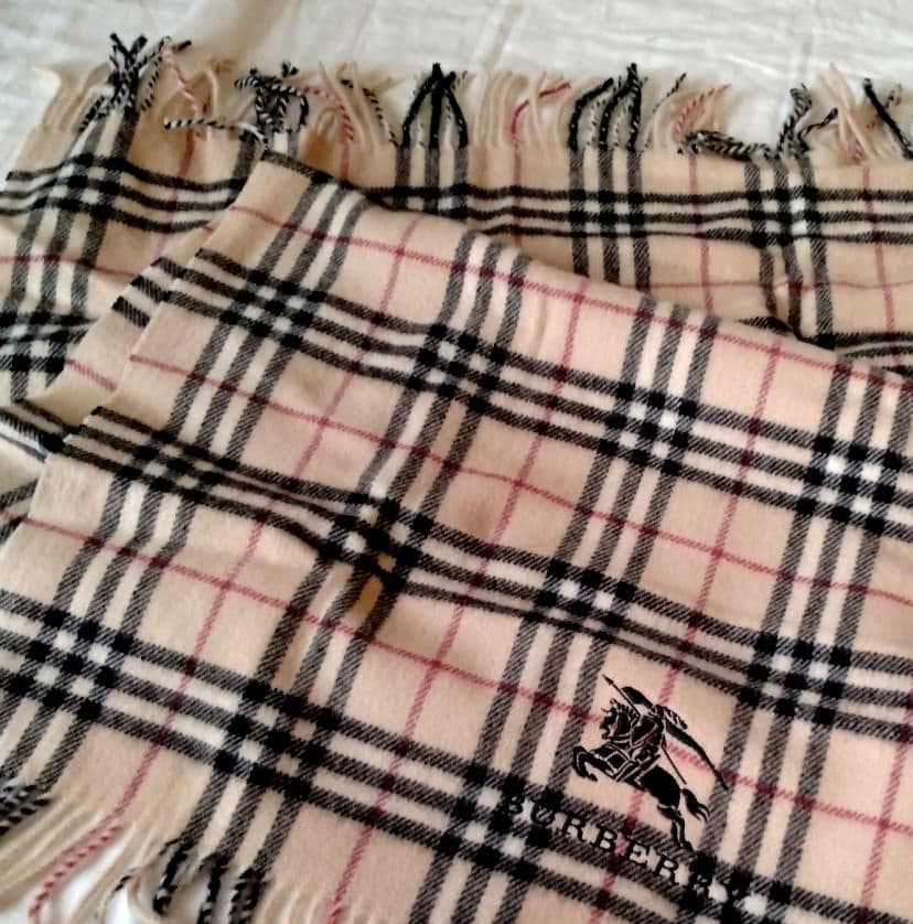 未使用 バーバリー チェック柄 ウールブランケット 西川産業 ひざ掛け