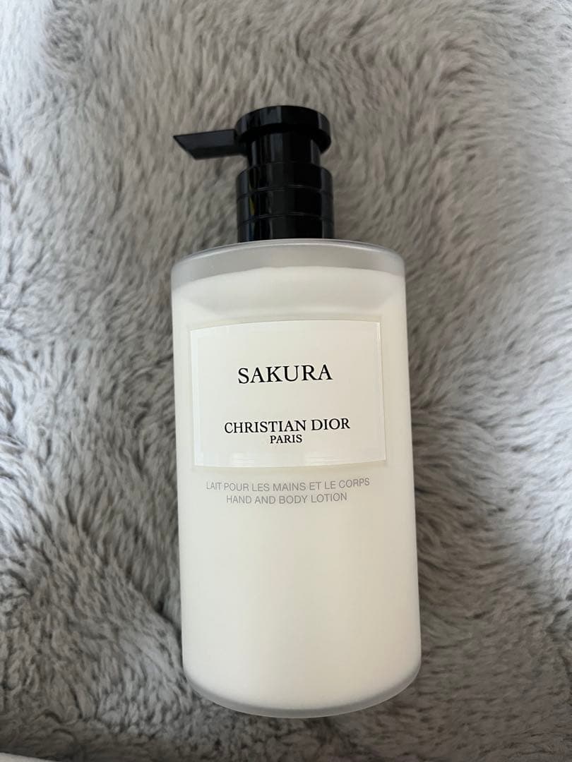 Dior メゾン クリスチャン ディオール サクラ ハンド&ボディ ローション