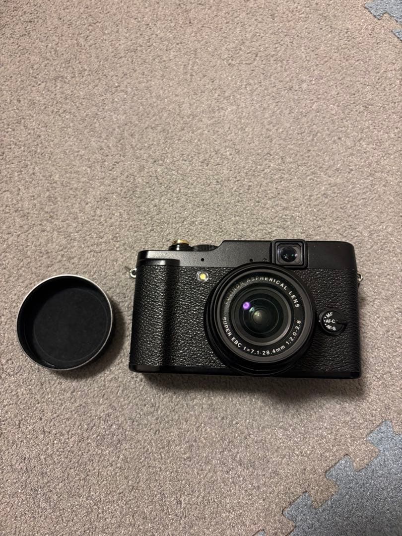 FUJIFILM X10 コンパクトデジタルカメラ