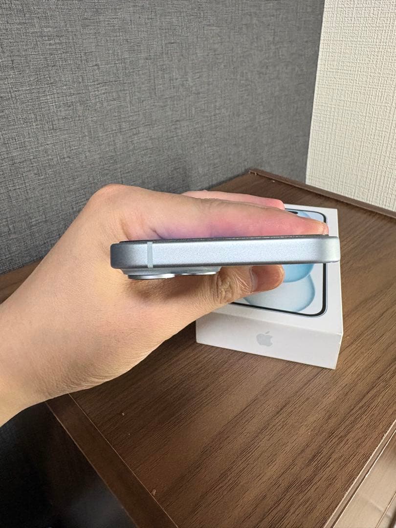 ［美品］Apple iPhone 15 ブルー 128GB 本体　SIMフリー