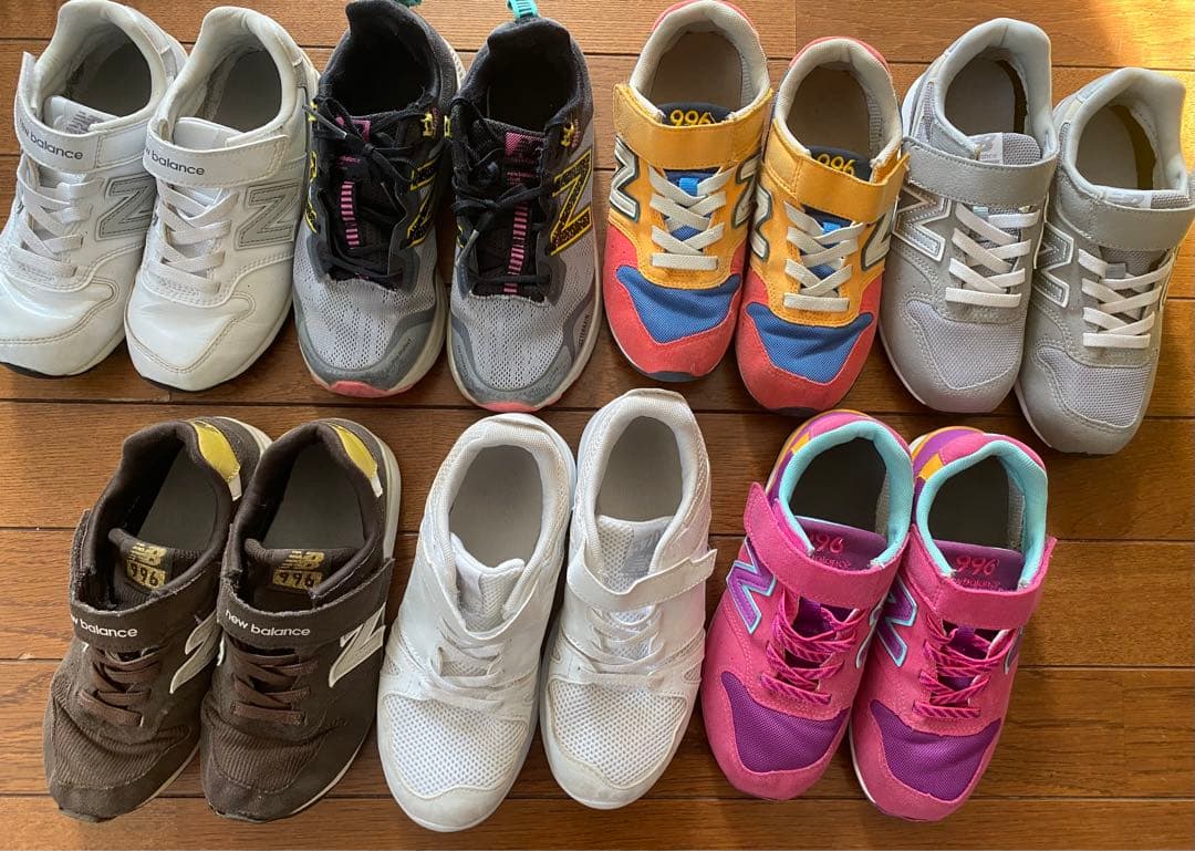 キッズ　NB ニューバランス　スニーカー（まとめ売り）