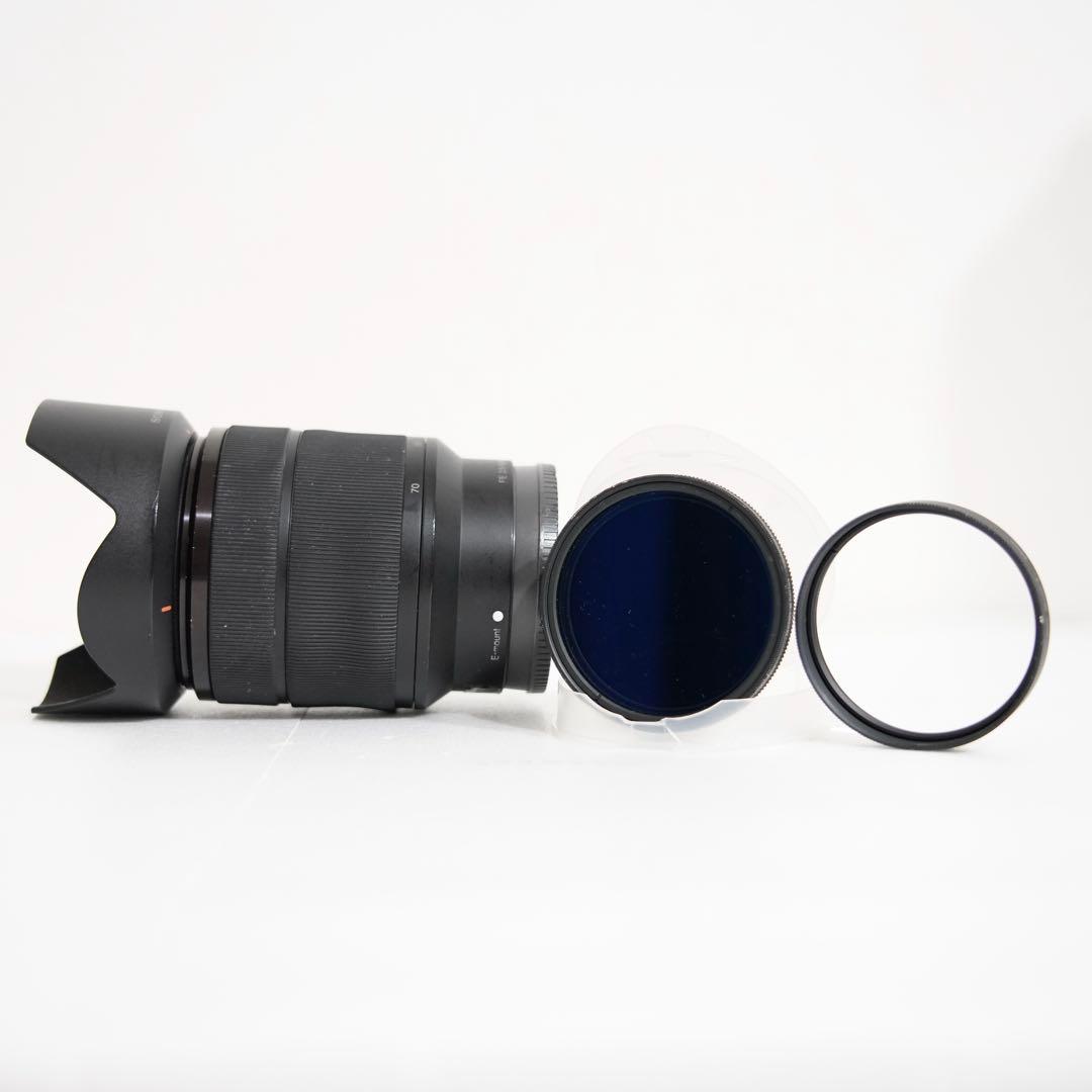 SONY FE28-70mm F3.5-5.6 ND、マクロフィルター付き