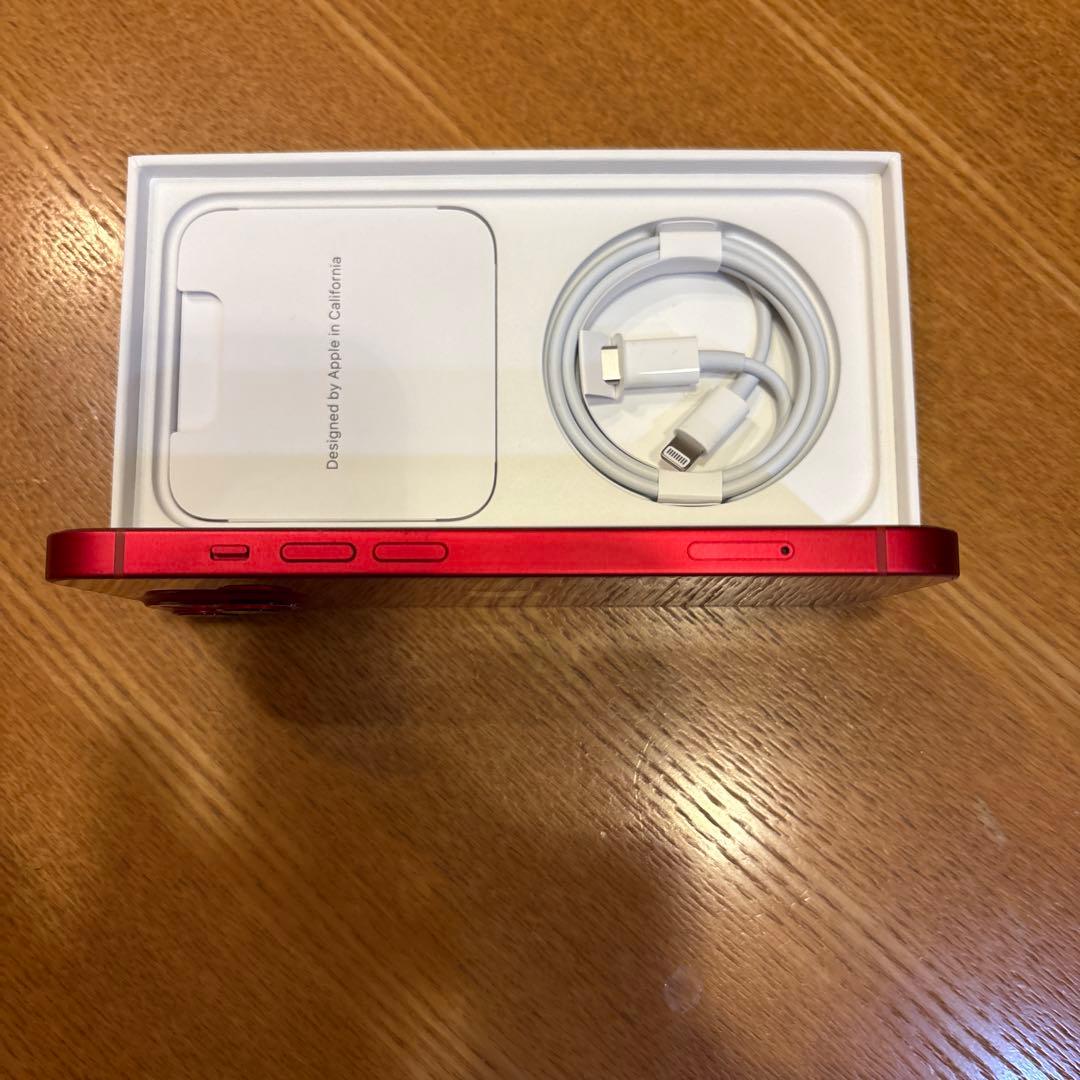 Apple iPhone 13 (Product Red) 本体