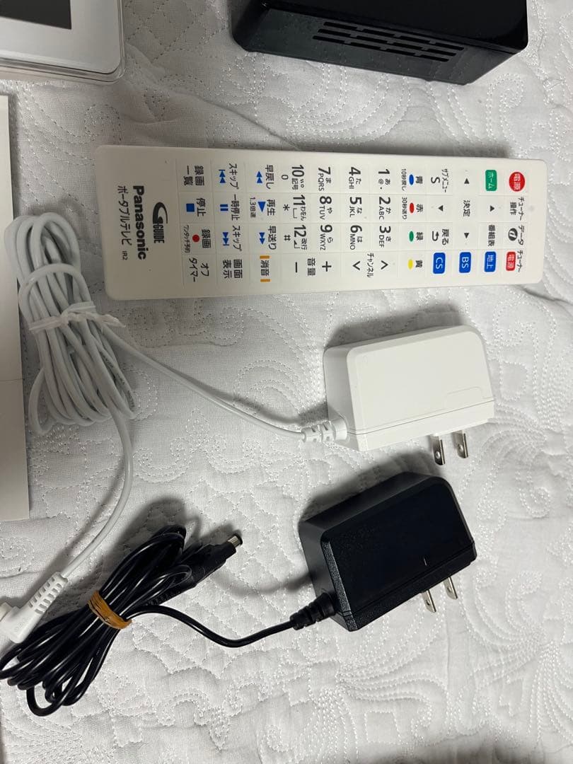 Panasonic プライベート・ビエラ UN-10E8-W 1回のみ使用美品。