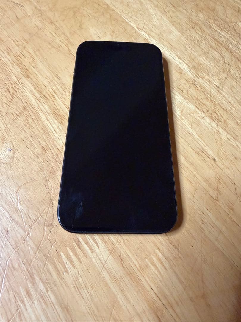 Apple iPhone 15 Pro ブラックチタニウム