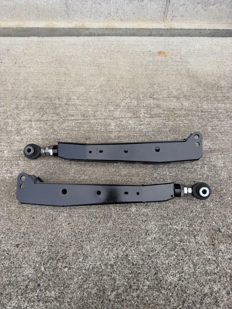 86 BRZ シルクロード　リアロアアーム
