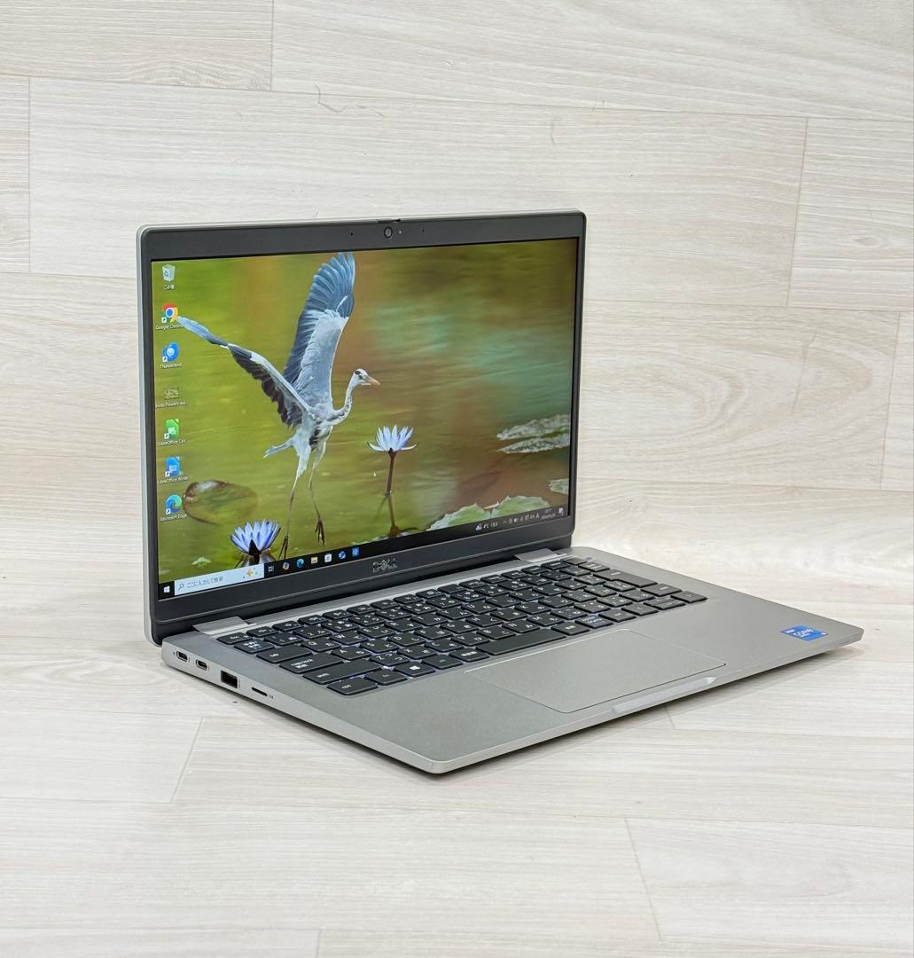 11世代Core i5デルDell Latitude/8GB/SSDフルHD