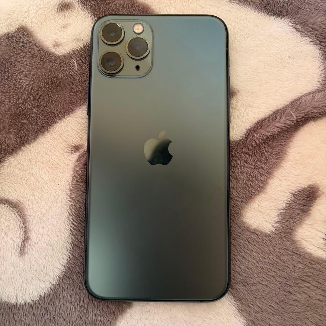 S*n様 iPhone11 Pro ミッドナイトグリーン　純正イヤホン付