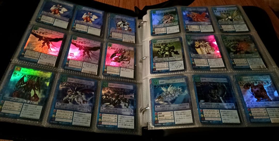旧デジモンカードゲーム900枚弱まとめ売り
