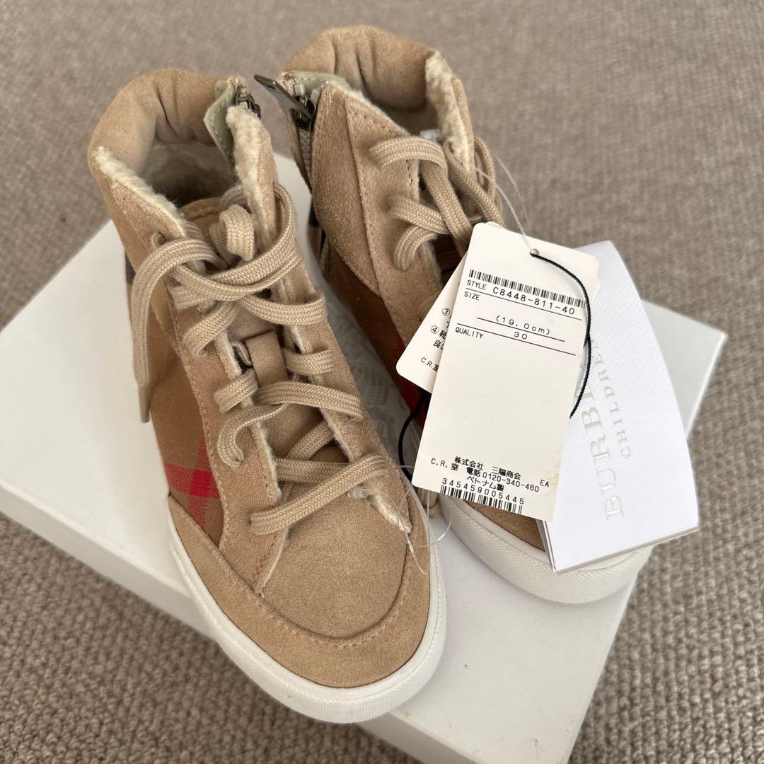 新品　バーバリー キッズ シューズ 19cm