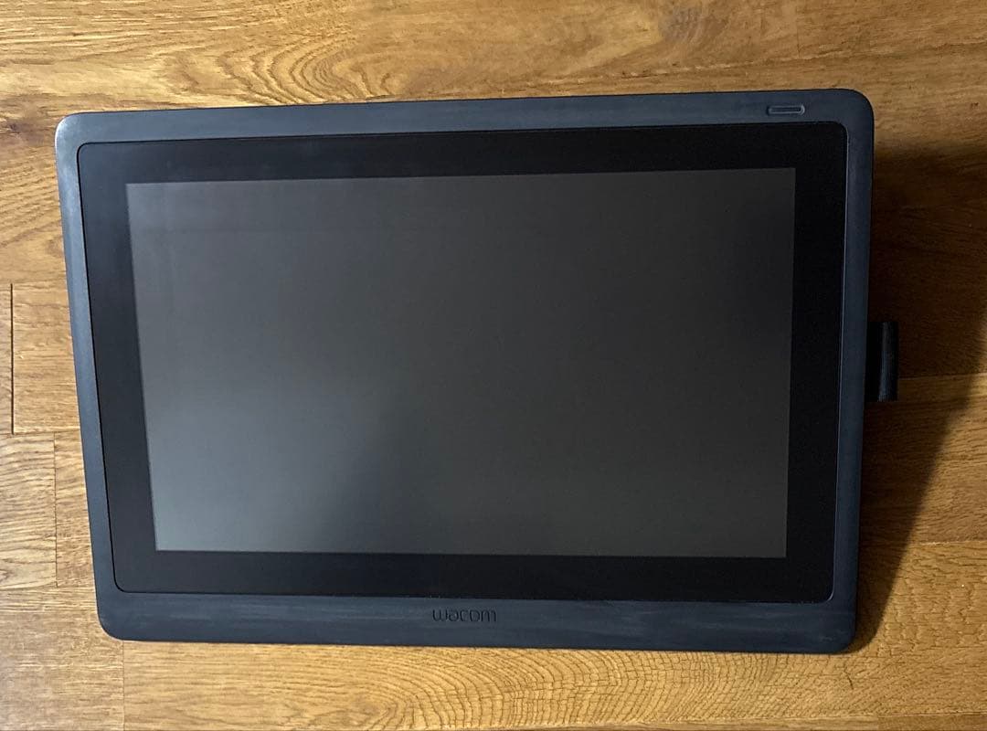 wacom cintiq 16 スタンド付