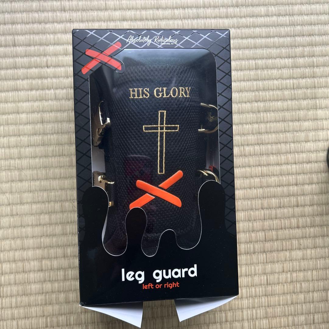 absolutely ridiculous レッグガード
