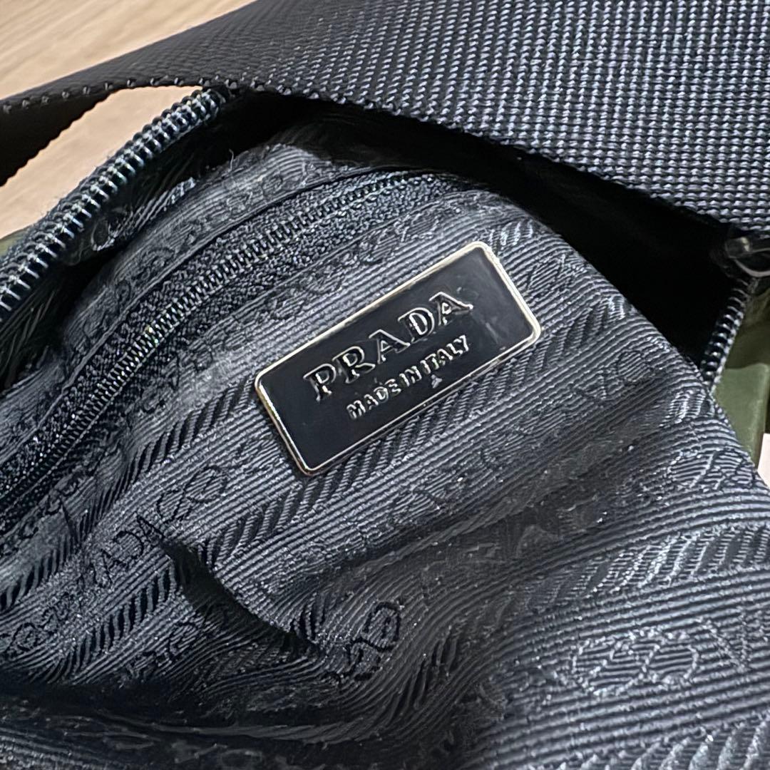 PRADA プラダ　ボディバッグ　ショルダーバッグ
