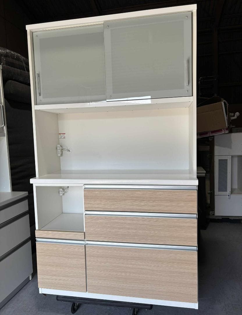 K MATSUDA 松田家具キッチンボード、食器棚、幅117cm Used