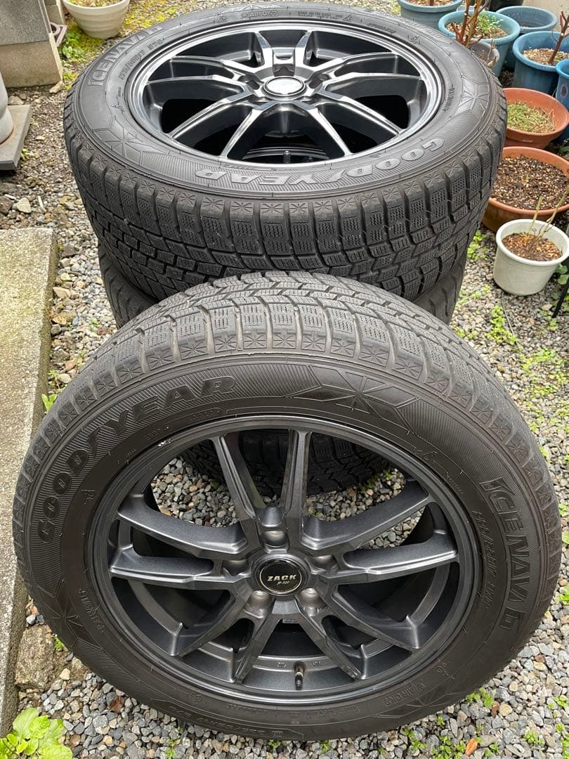 ホンダヴェゼル　スタッドレスNAVI 6 225/55R17 タイヤ・ホイール