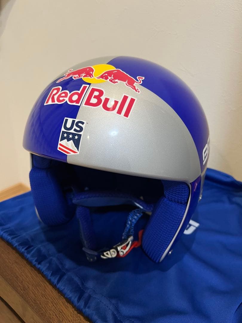 オ*ク様 レッドブル　リンゼイボン　限定版ヘルメット