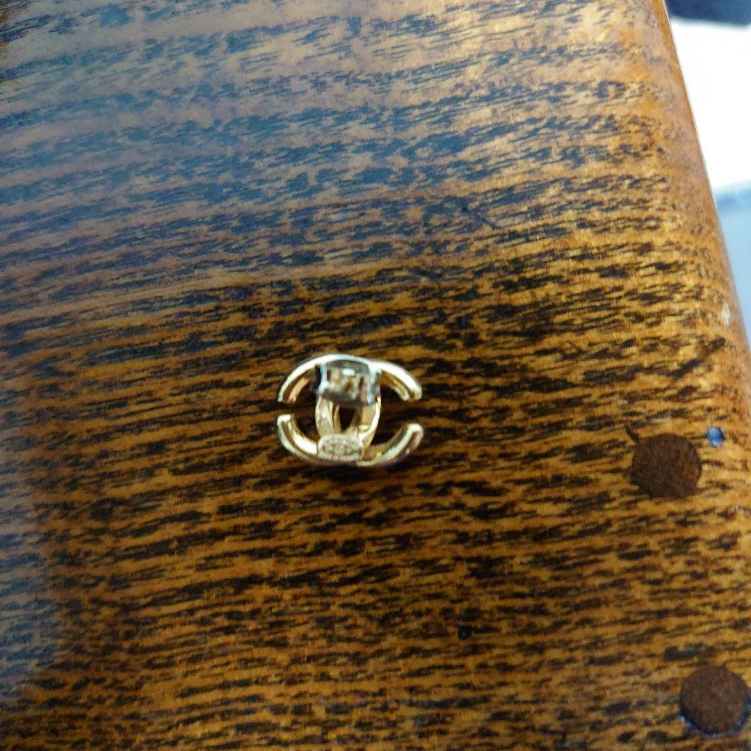 美品【片耳】 CHANEL ココマーク ピアス ゴールド　01 P 刻印あり