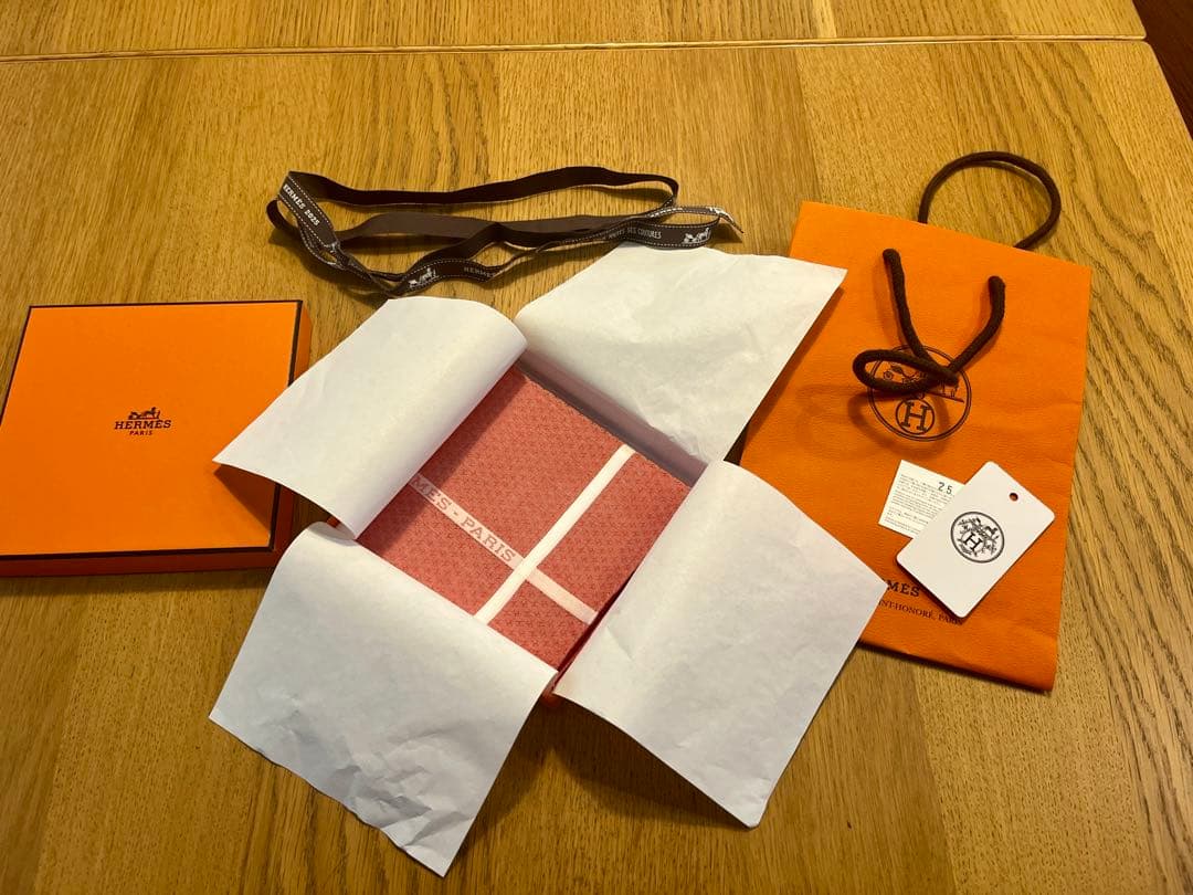 エルメス ハンカチーフ 《ジャカードH》　コクリコ色