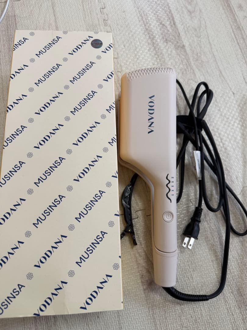 VODANA トリプルフローウェーブアイロン NTp40A