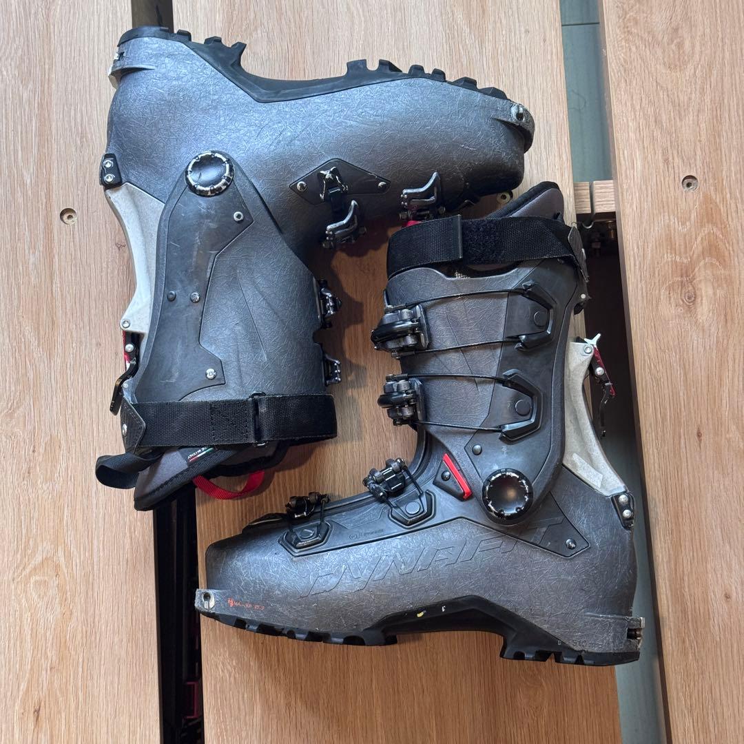 dynafit beast バックカントリースキーブーツ　tlt　 山スキー