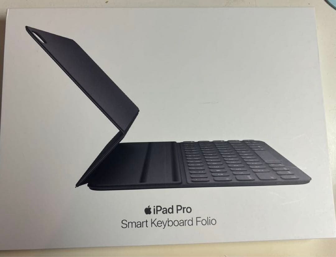 純正　11インチ iPad Pro Smart Keyboard Folio