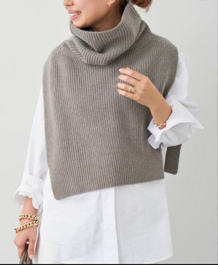 YVES SALOMON イヴ サロモン　フロントニットウェア