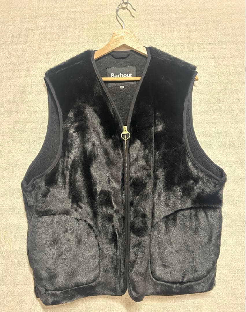 【美品】Barbour ファーライナー ベスト ブラック 40 バブアー