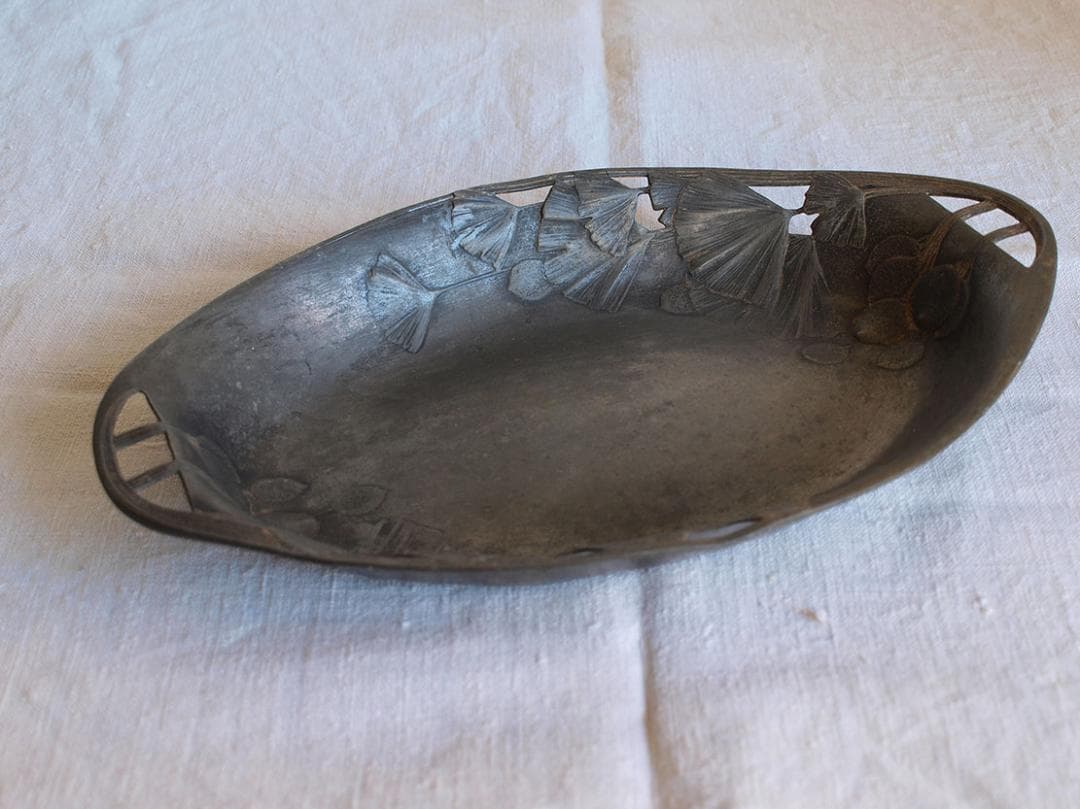 アールヌーボー トレイ 銀杏の木 錫 ピューターArt Nouveau/K050