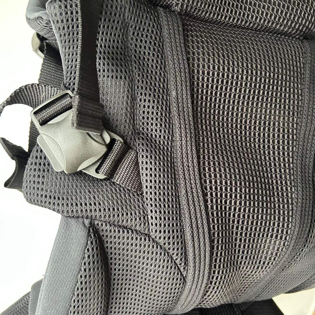 【美品・付属品完備】アップリカ ラクリス 抱っこ紐 ブラック 2024年購入