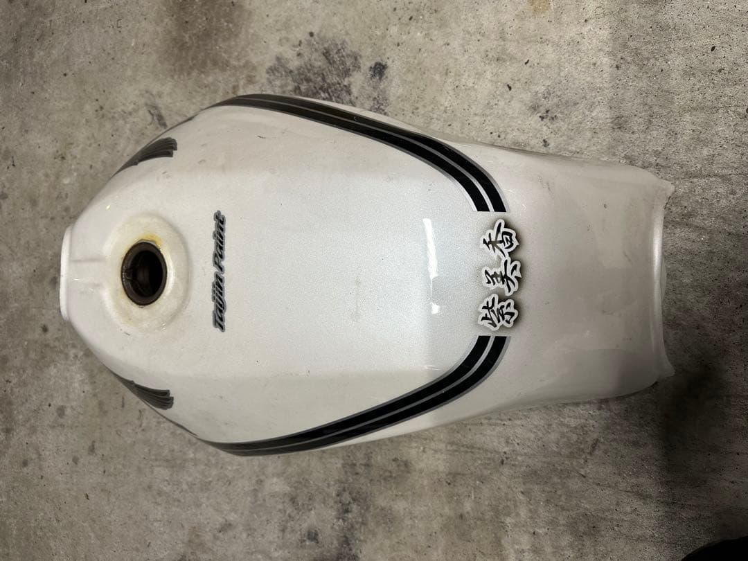 cbx400f タンク ジャンク品