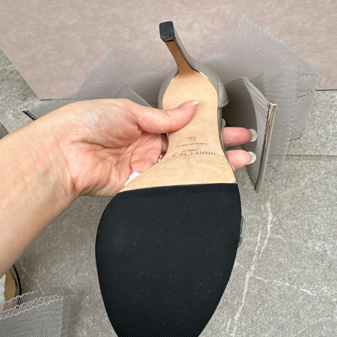 セール中⭐︎JIMMY CHOO シルバー リボン　アシメントリー　サンダル