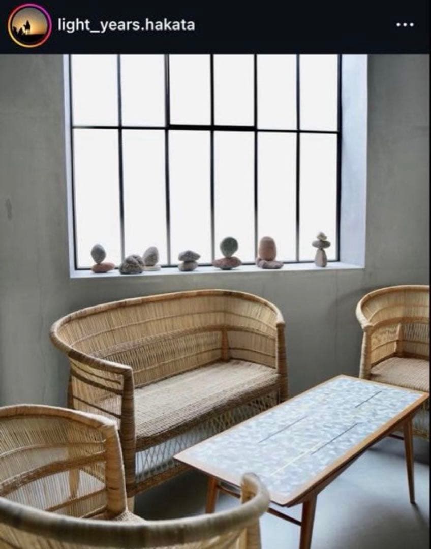 ライトイヤーズ　モザイクタイル　コーヒーテーブル