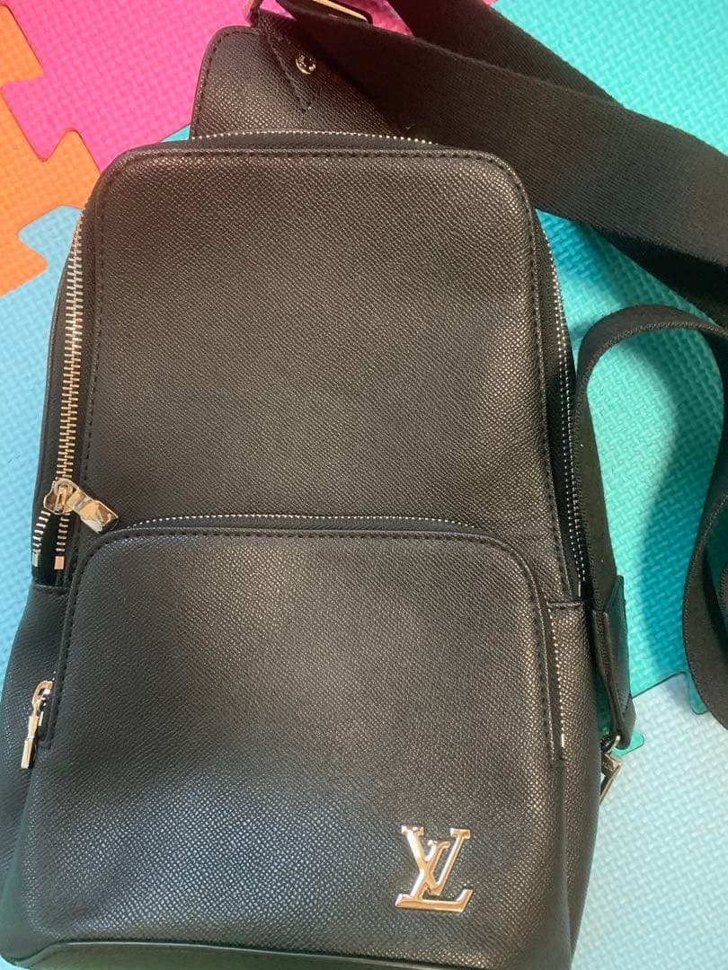 ヴィトンノベルティショルダーバッグ