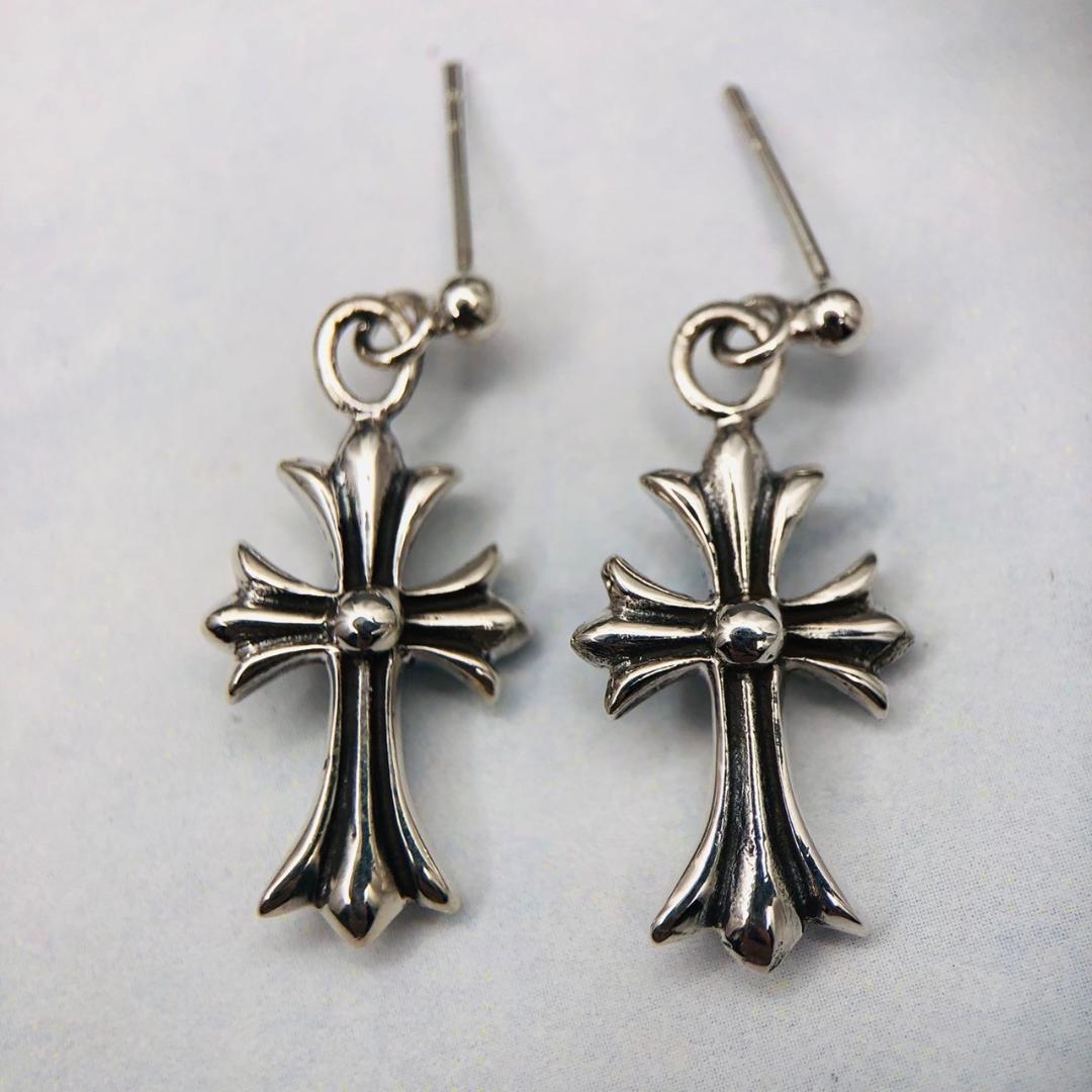 シルバー925 ピアス　メンズ　クロス　十字架　クロム　人気　3-25　9633