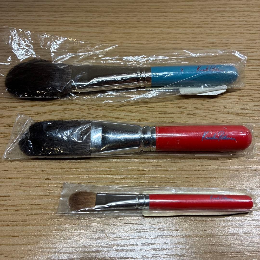 ケサランパサラン（KESALAN PATHARAN)メイク用ブラシ