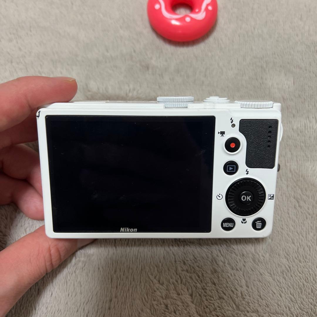 【美品】ニコン Nikon COOLPIX P310 コンパクトデジタルカメラ