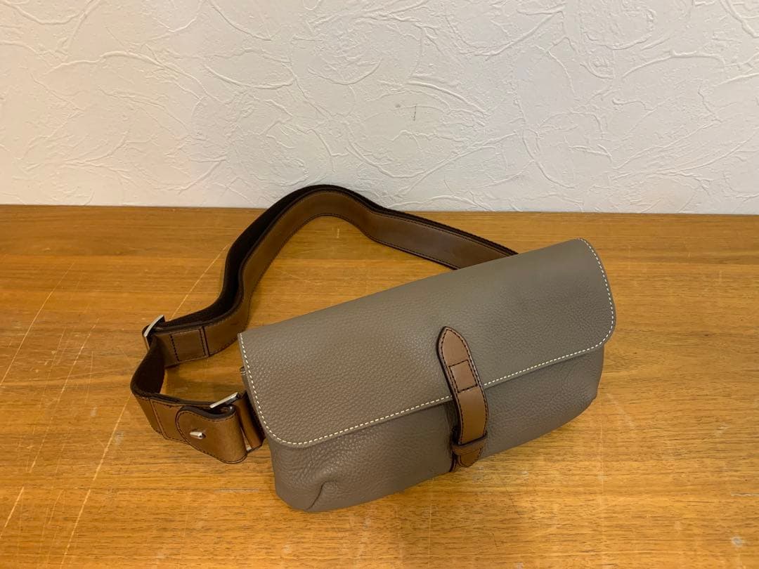 G1016-05★未使用 WILD SWANS ウエストポーチレザー 茶色系