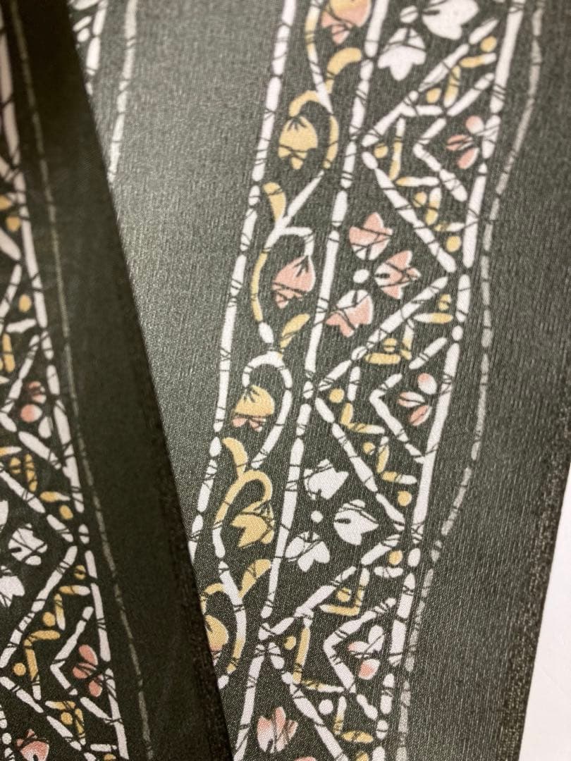 新品未使用美品　襦袢反物　緑地に縞小紋　正絹