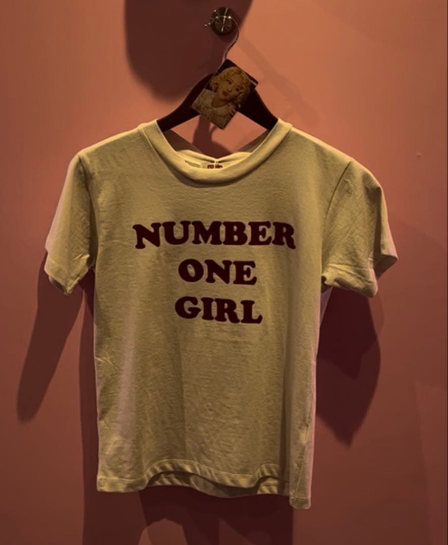 【試着のみ】number one girl Tシャツ　ロゼ　rose rosie