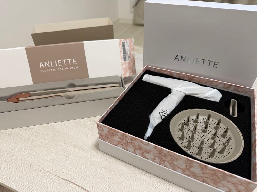 【アンリエット】ドライヤー＆ヘアアイロン