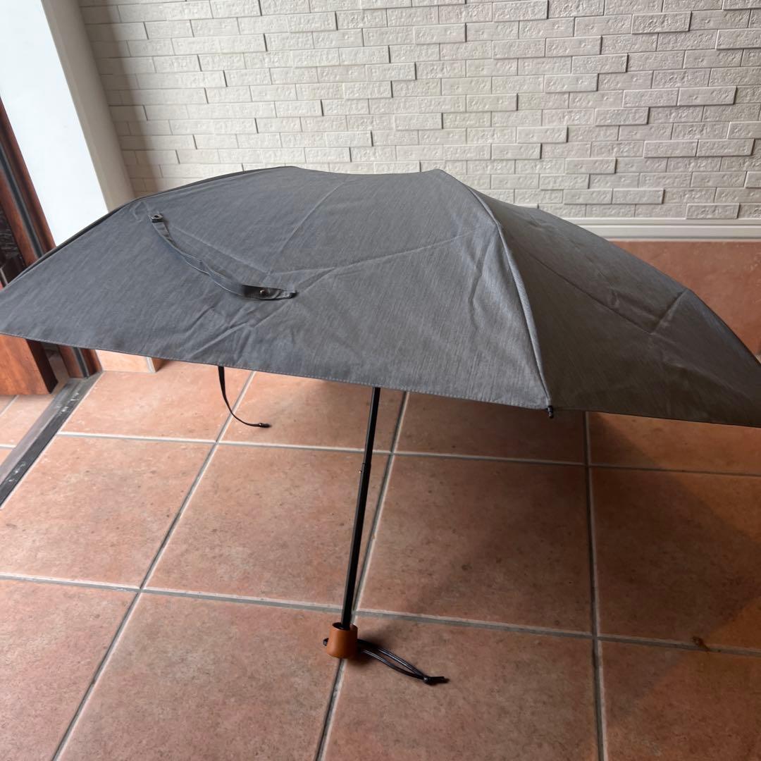 サンバリア100 フロストグレー 3段　折りたたみ日傘 収納ケース付き